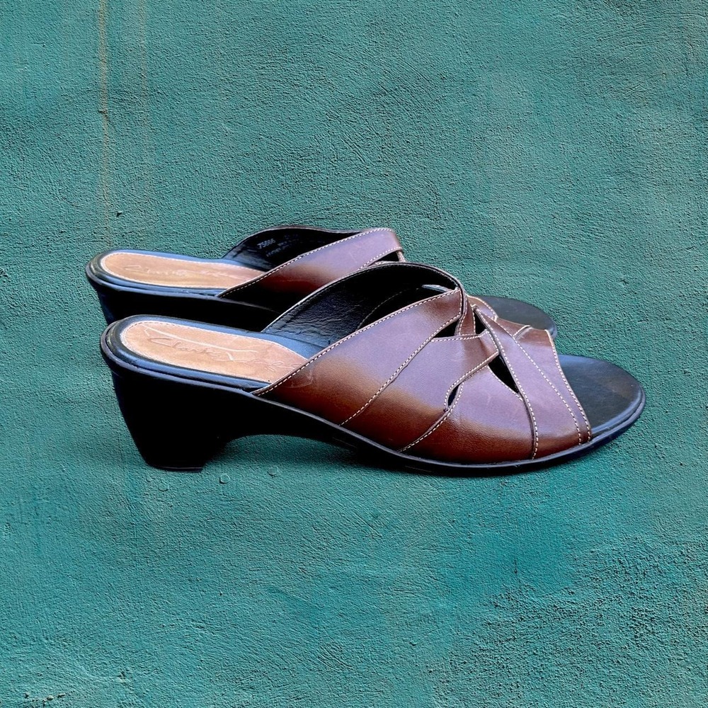 Clarks Leather Slide On Chunky Open Toe Heel- Size 7.5